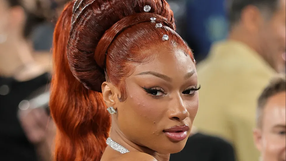 Megan Thee Stallion passa mal em estreia na Broadway