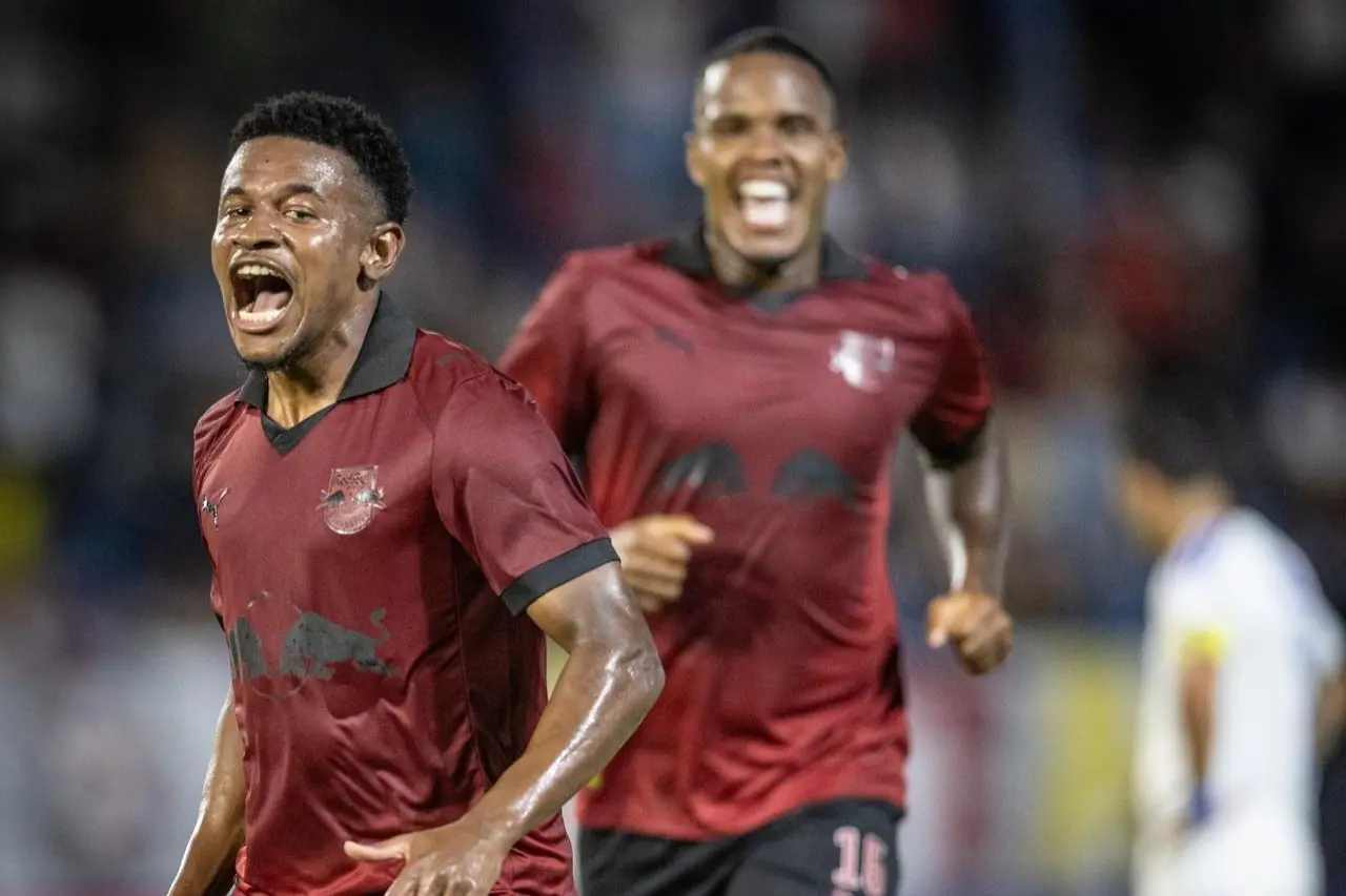 Cruzeiro perde para o Bragantino e cai para sexto no Brasileirão