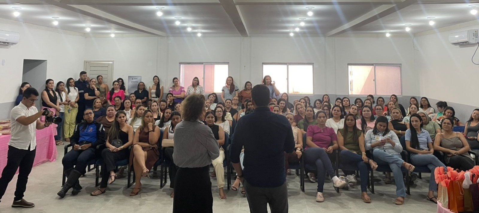 Léa Toscano participa de evento do Dia Internacional da Mulher no Complexo Municipal de Saúde