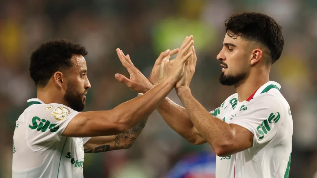 Palmeiras perde para o Fortaleza, mas avança às quartas da Copa do Brasil