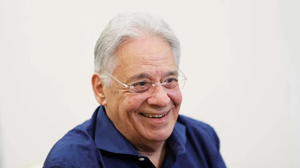 Justiça de SP decreta interdição de FHC por Alzheimer