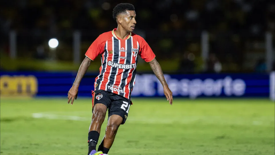 São Paulo sofre transfer ban da Fifa por dívida com a Lazio