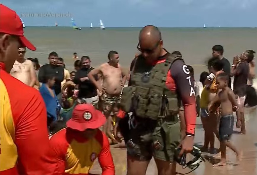 Homem é resgatado após afogamento na praia de Tambaú, em João Pessoa