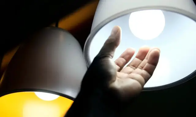 Aneel mantém bandeira amarela na conta de luz em junho