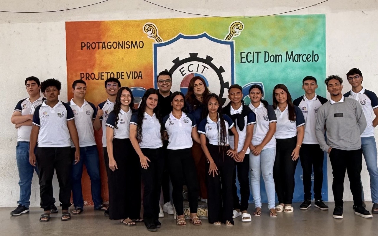 ECIT Dom Marcelo aprova 14 estudantes no Conexão Mundo