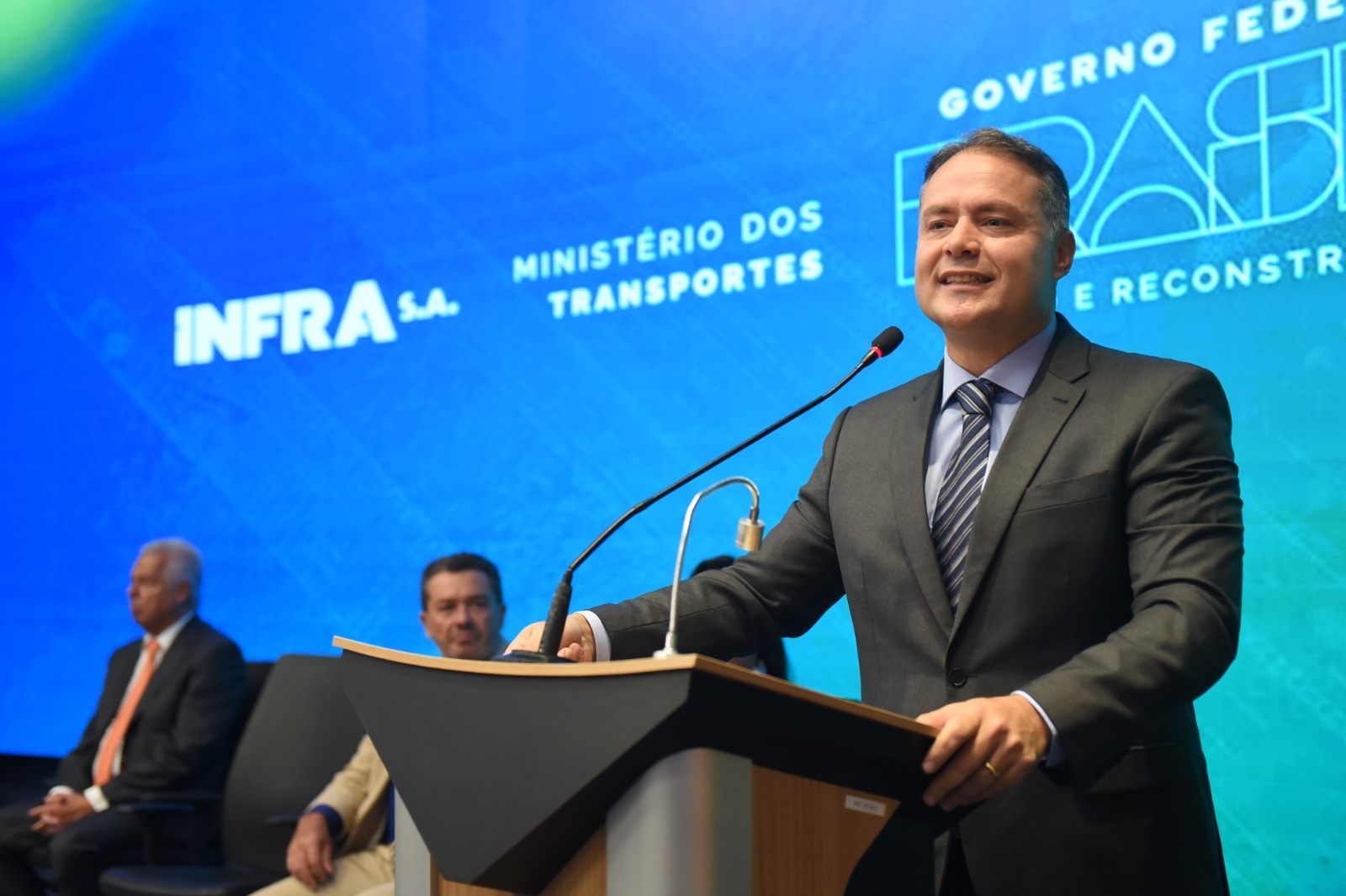 Renan Filho visita PB e entrega viaduto em Campina Grande