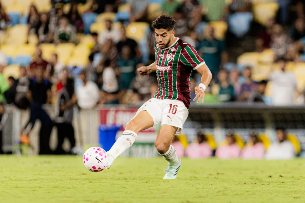  Fluminense vence o Inter no fim e aumenta pressão contra o Z4