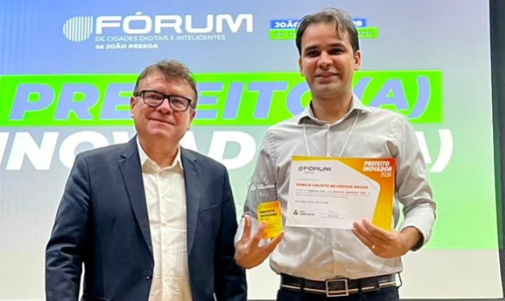 Prefeito de Pirpirituba recebe Prêmio Prefeito Inovador em fórum