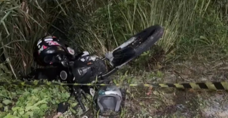 Mulher morre após carro invadir contramão na PB-008, em João Pessoa