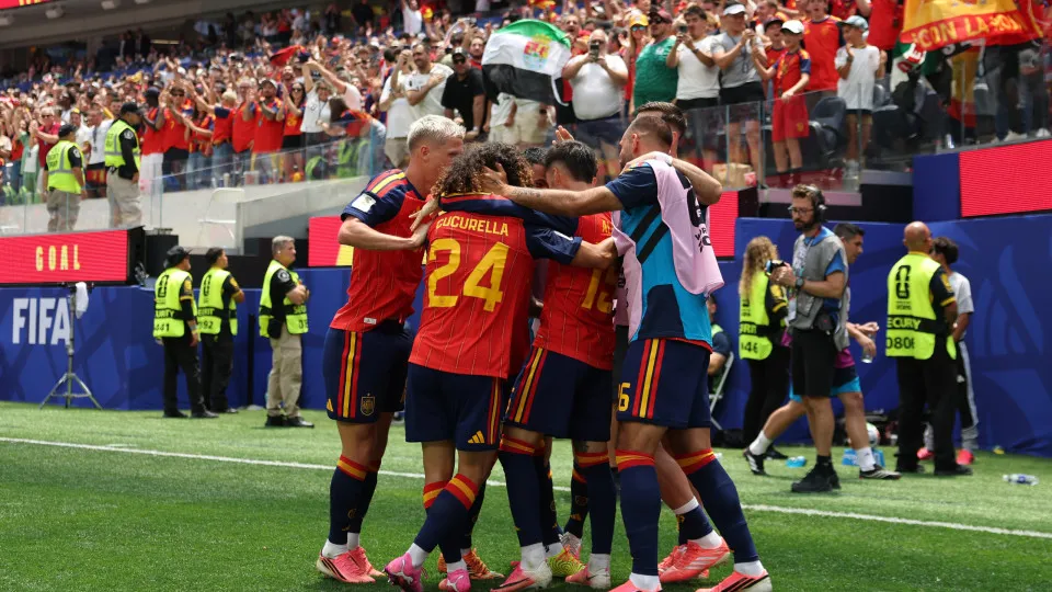 Espanha vence a Áustria e avança às oitavas da Copa de 2026