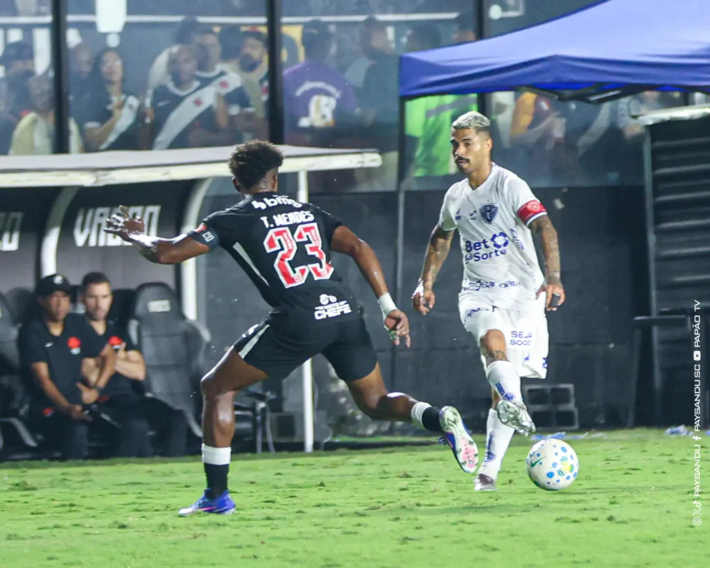 Vasco empata com Paysandu e avança na Copa do Brasil