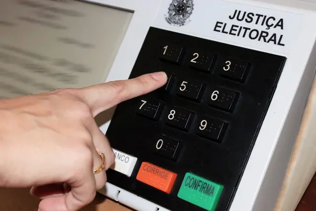 TRE-PB realiza testes dos sistemas das Eleições 2026