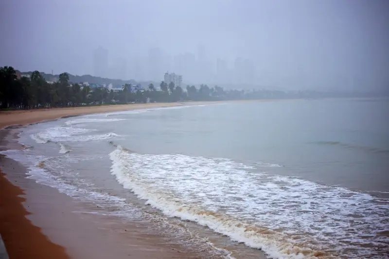 Inmet emite alerta vermelho de chuvas para 31 cidades da Paraíba