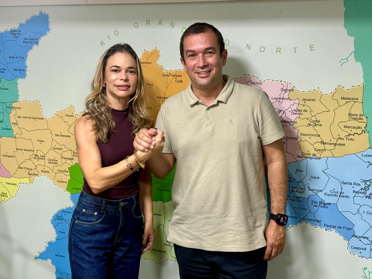 Rosália Lucas fecha com Alan Oliveira para pré-campanha