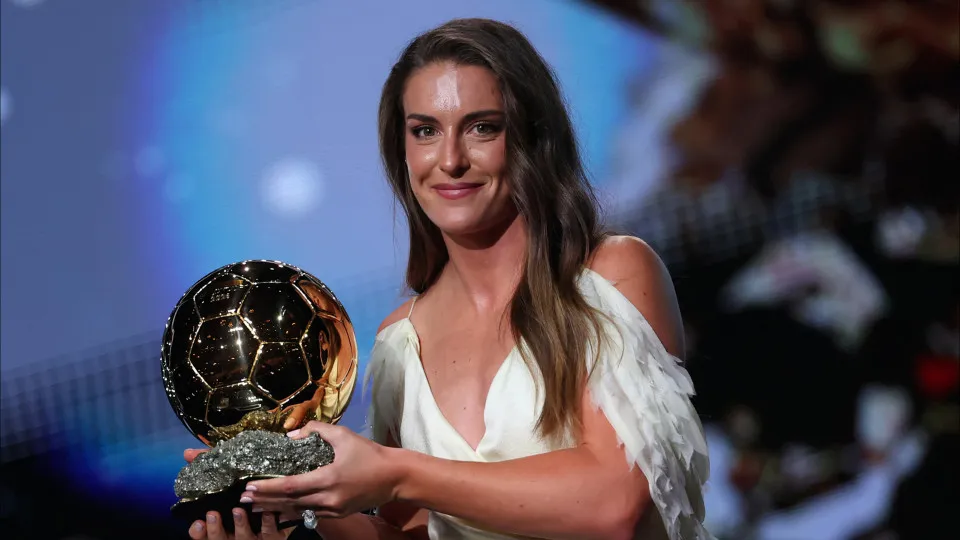 Alexia Putellas conquista a Bola de Ouro feminina pela terceira vez