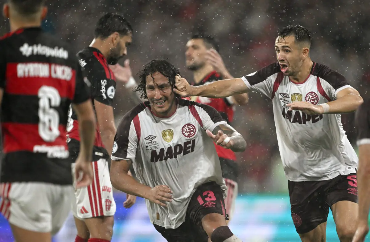 Flamengo perde para Lanús e é vice da Recopa