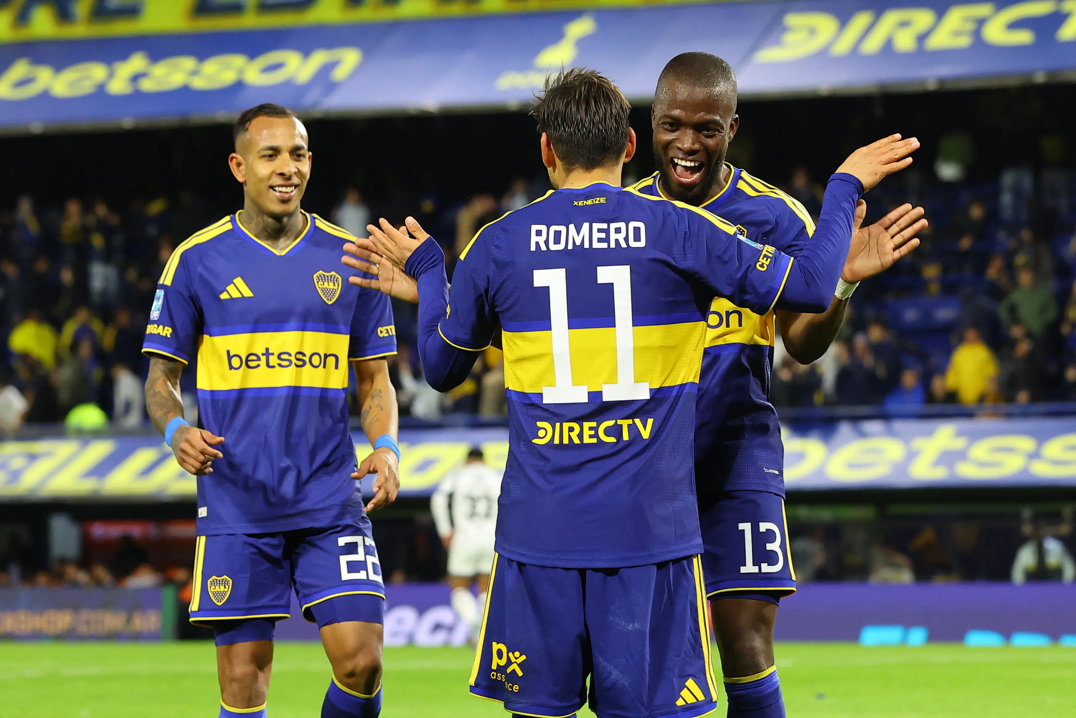 Boca Juniors relaciona 24 jogadores para duelo com São Paulo