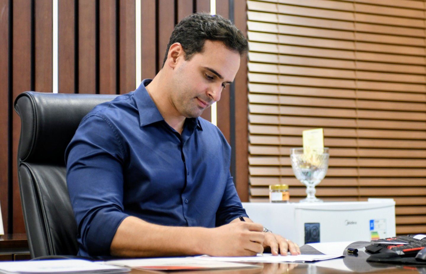 Lucas Ribeiro anuncia convocação de 1.829 aprovados em concursos na Paraíba