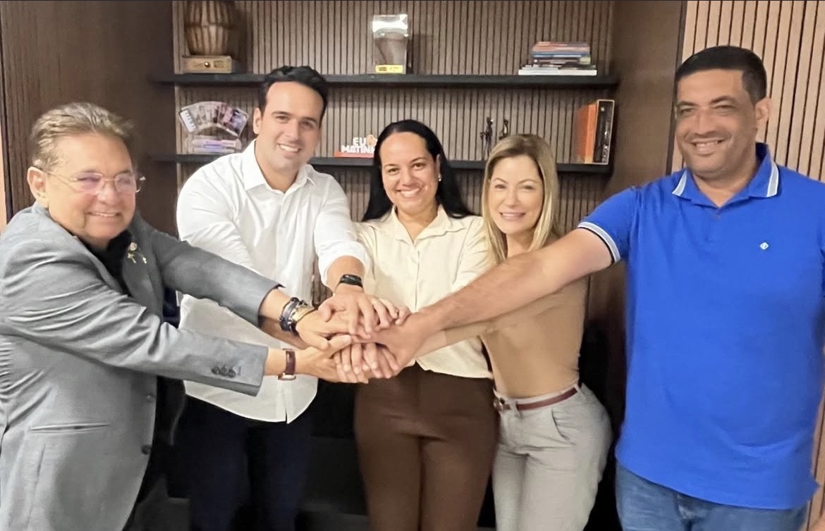 Prefeita de Capim declara apoio a Lucas Ribeiro 