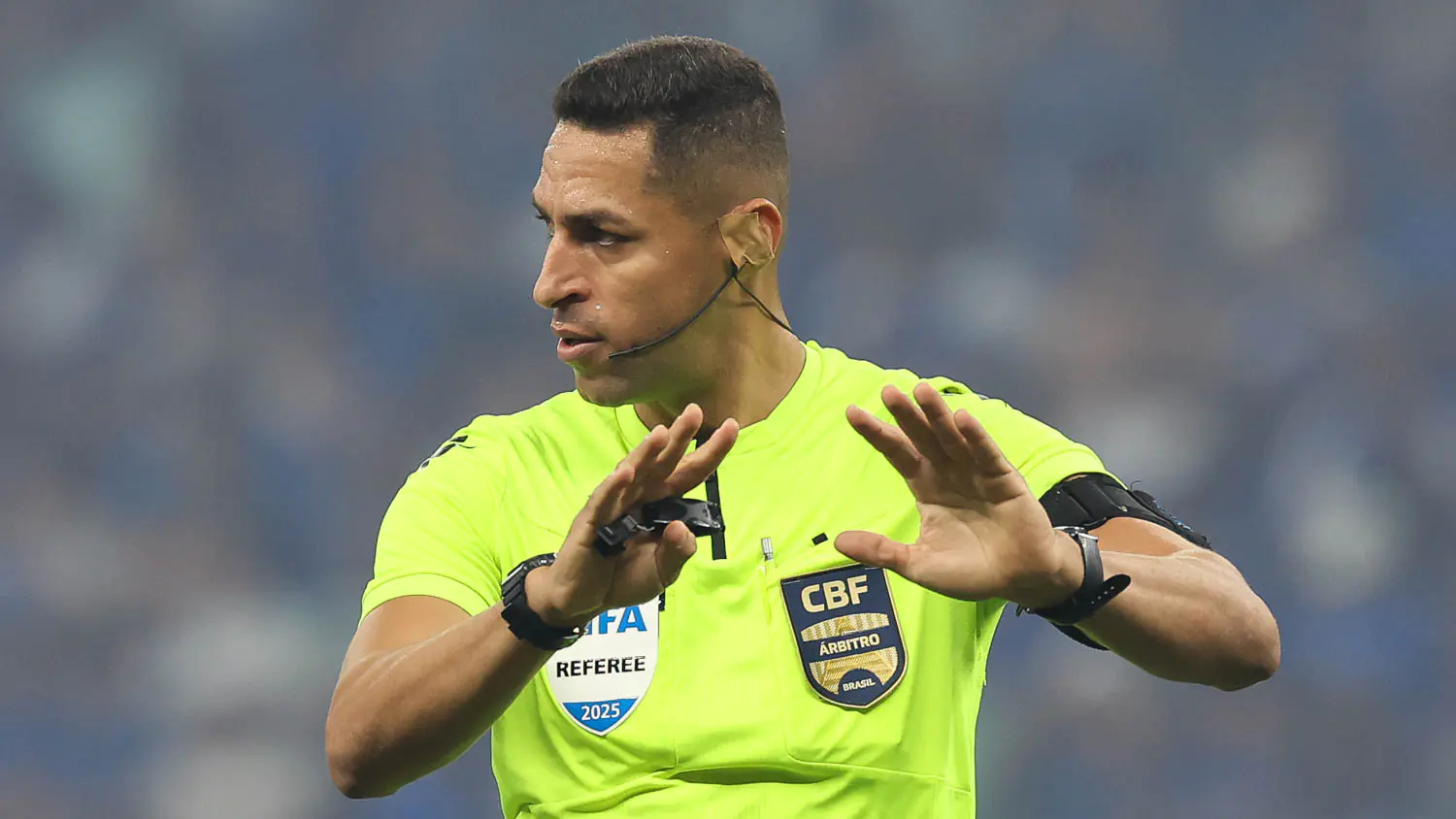 Corinthians quer vetar árbitro após polêmica no Brasileirão