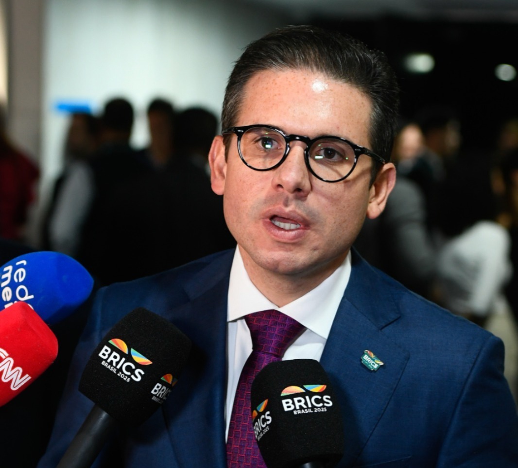 Hugo Motta defende Dias Toffoli e fala em “exagero” nas críticas sobre caso Master