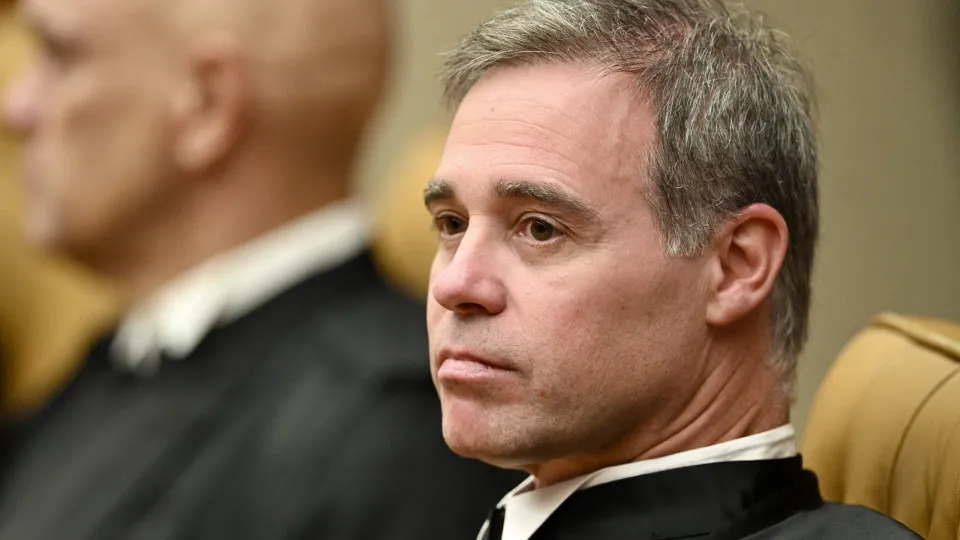 Mendonça acusa Moraes de abuso de autoridade no caso Master