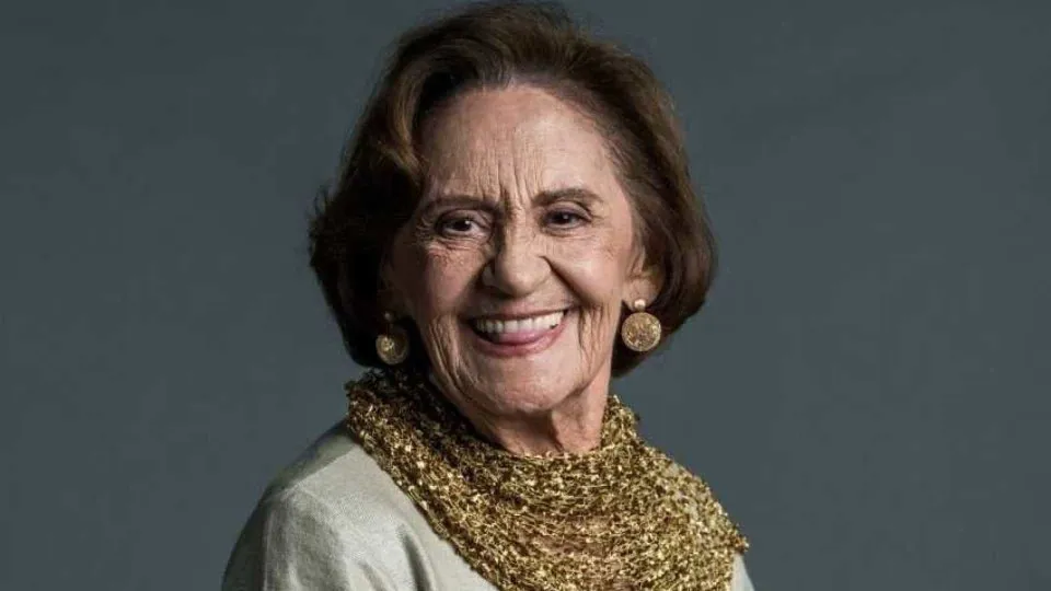 Laura Cardoso morre aos 98 anos em São Paulo