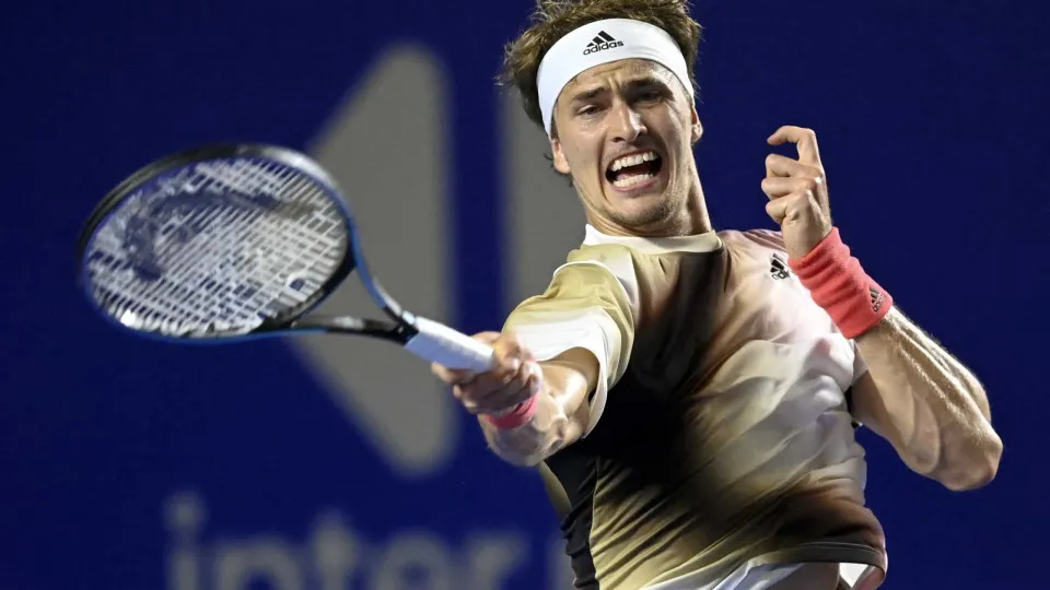 Zverev chega ao número 1 do tênis mundial após vitória em Viena