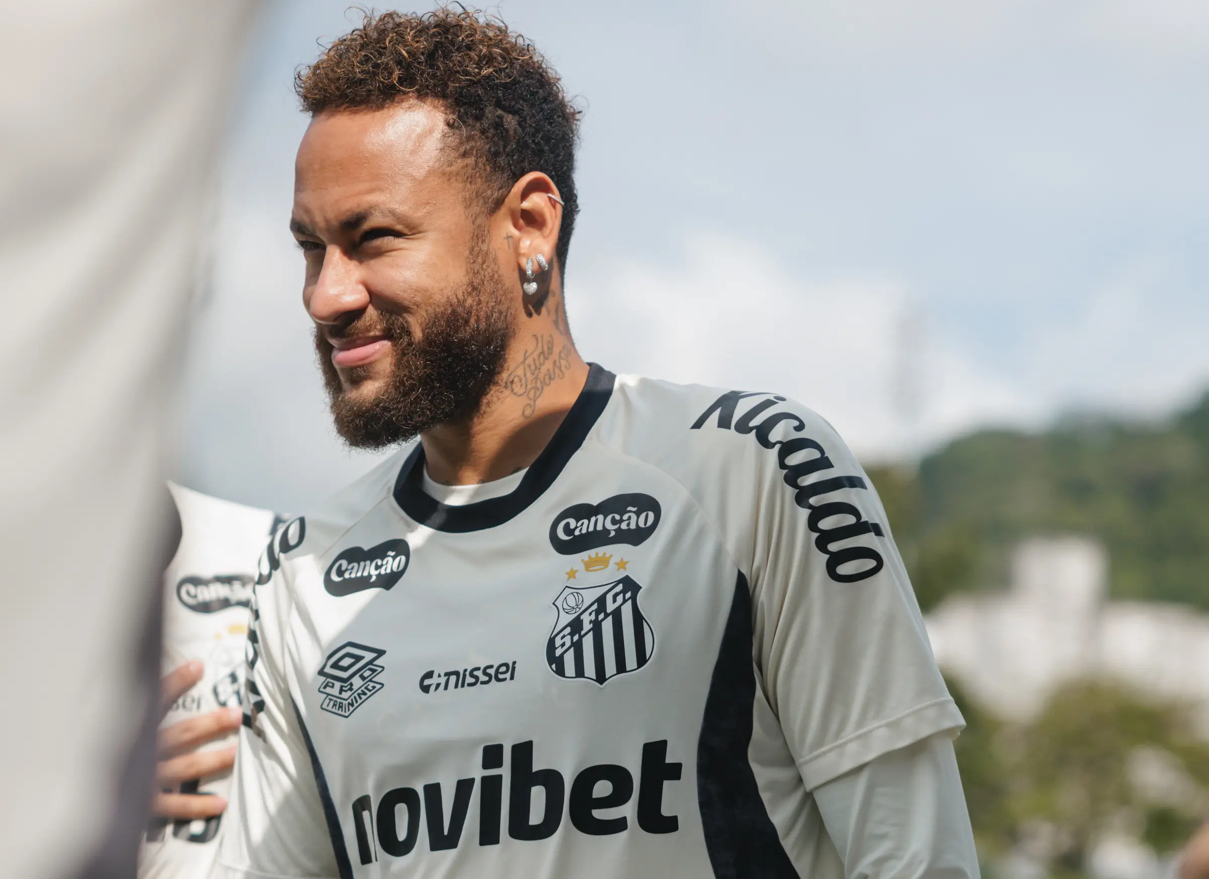 Santos terá Neymar contra o Macará pela Sul-Americana