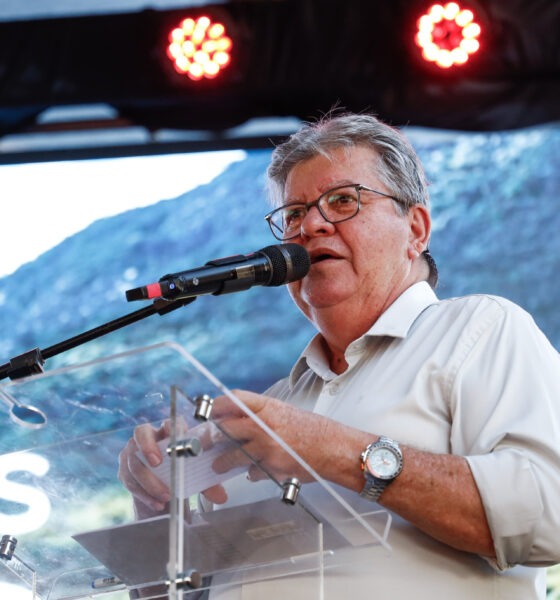 João Azevêdo entrega Vila Olímpica de Guarabira