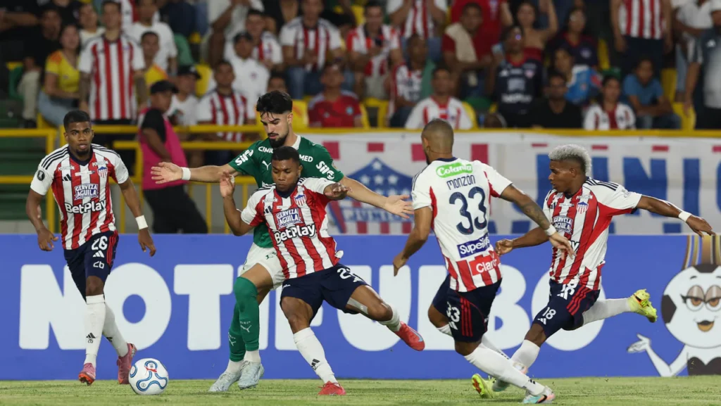 Palmeiras empata com Junior na estreia da Libertadores