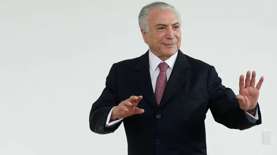 Temer se reúne com aliados de Mendonça em meio à crise no STF