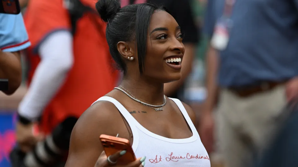 Simone Biles relata problema de saúde e diz ter vivido momento assustador