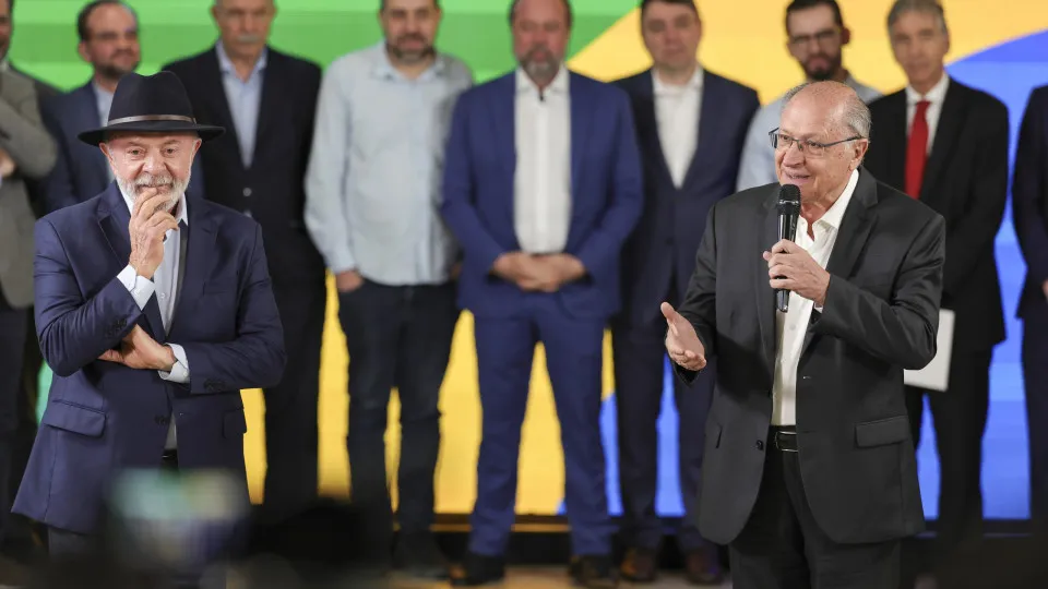 Alckmin critica bolsonarismo e reforça apoio a Lula em evento do PT