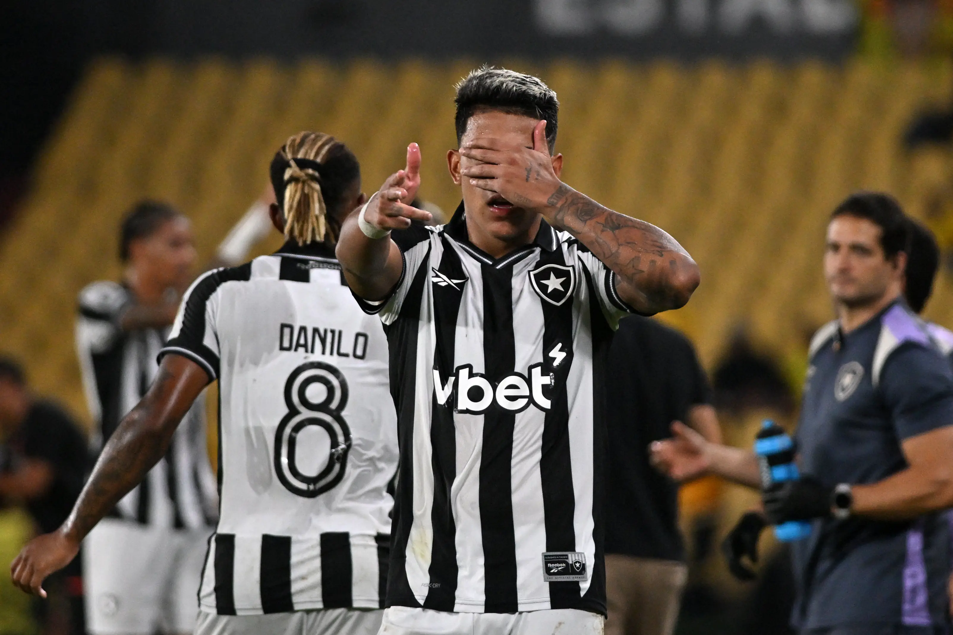 Botafogo empata com Barcelona-EQU na Libertadores