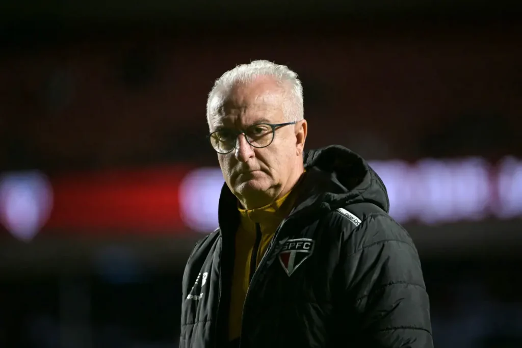 São Paulo empata com Millonarios na estreia de Dorival
