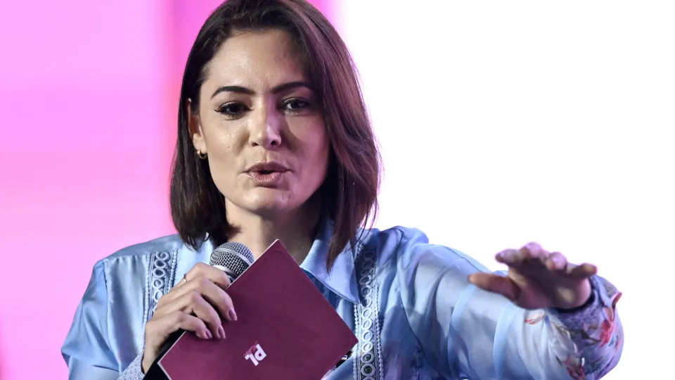 Michelle Bolsonaro pede prisão domiciliar a Moraes