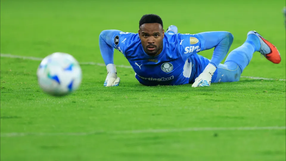 Racismo contra goleiro pode gerar multa ao Corinthians