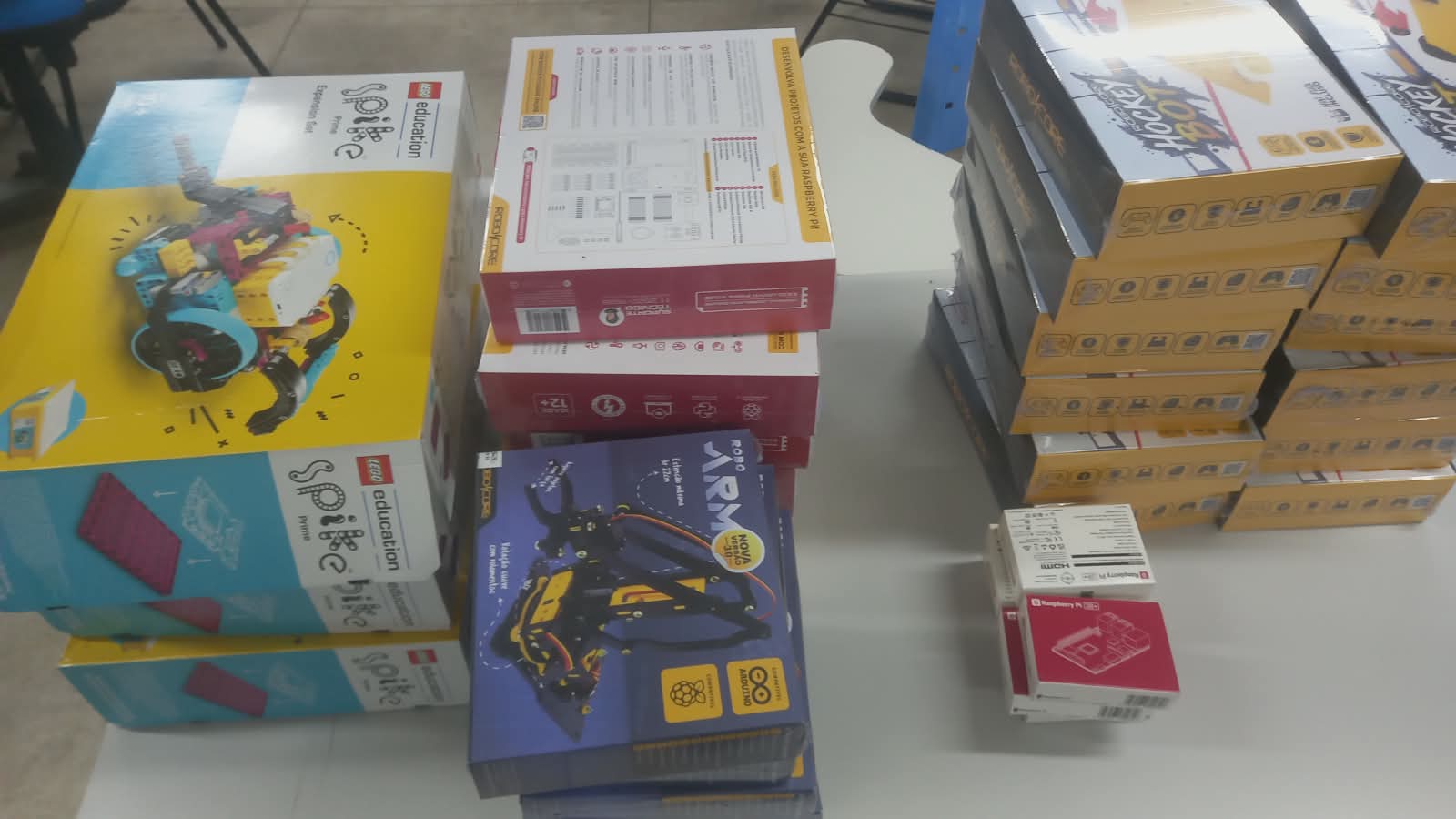 Escolas da Paraíba recebem novos equipamentos do Mais Ciência 