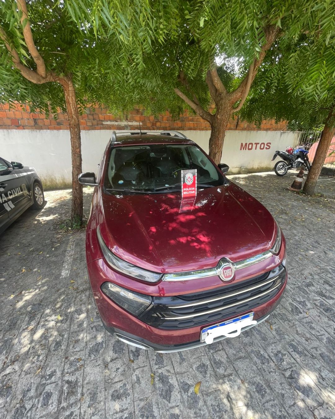 Força Tática recupera carro roubado e prende suspeito em Guarabira