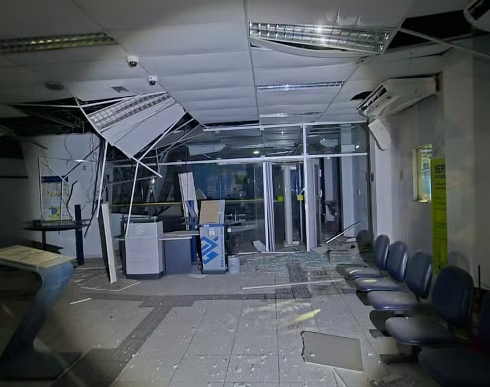 Agência do Banco do Brasil é explodida em Umbuzeiro