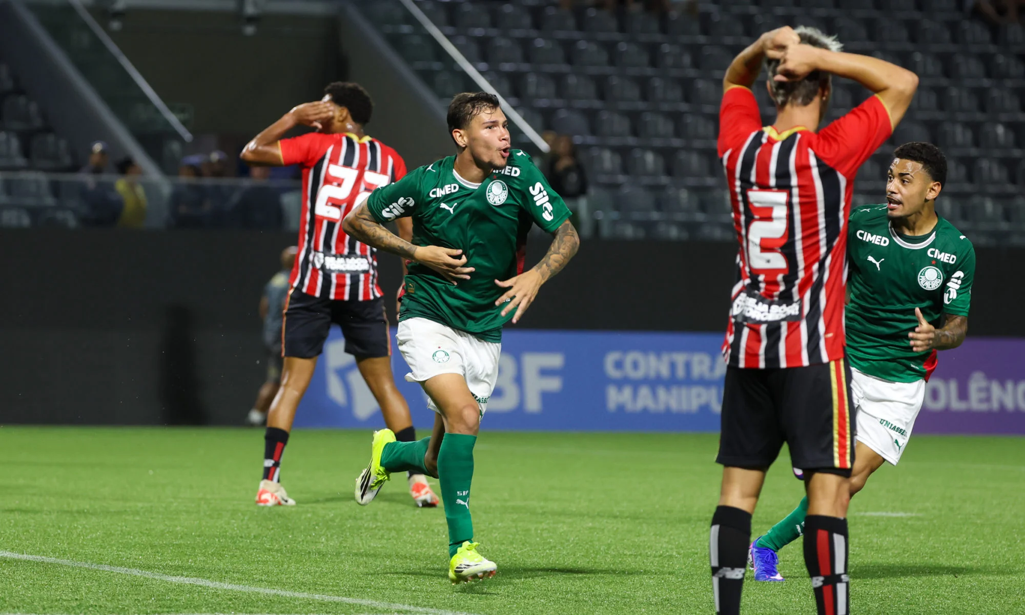 Palmeiras empata com São Paulo no Brasileiro sub-20