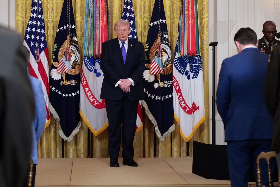 Donald Trump defende ataque ao Irã e prevê conflito por semanas