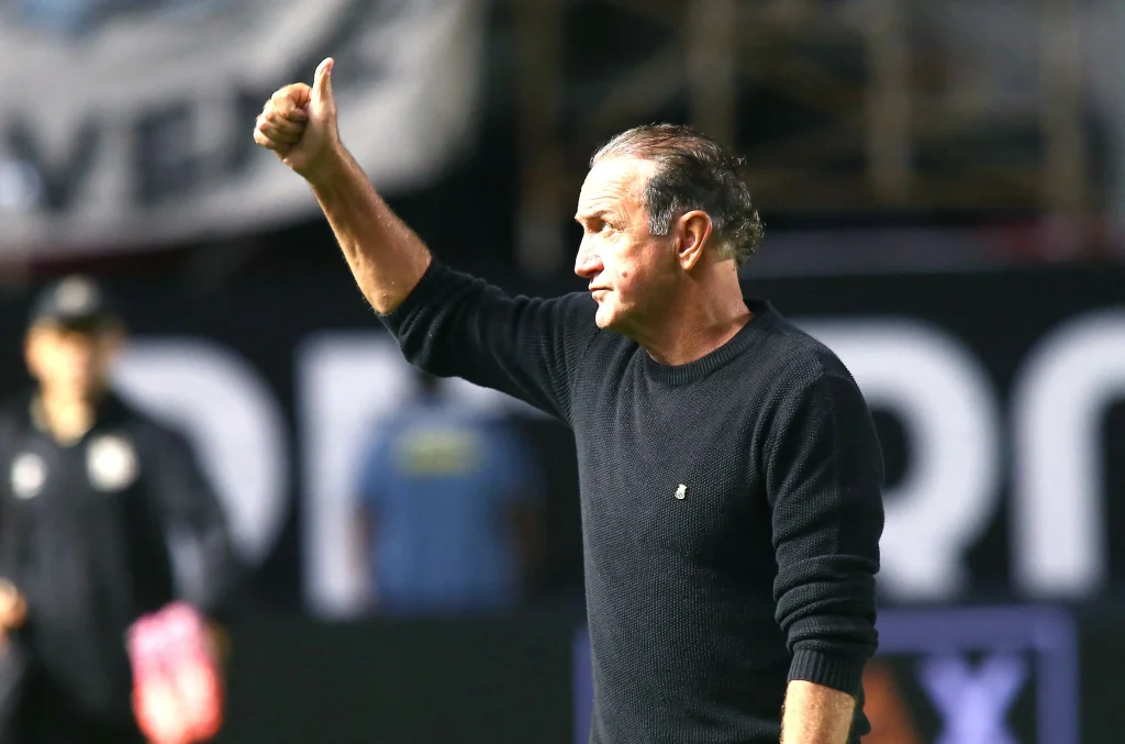 Palmeiras empata com Santos e perde chance de liderar o Brasileirão