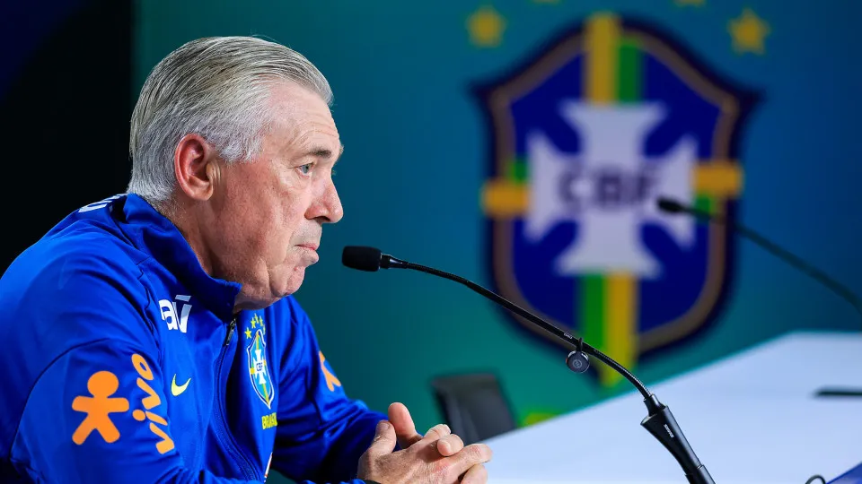 Ancelotti projeta renovação da seleção para a Copa do Mundo de 2030