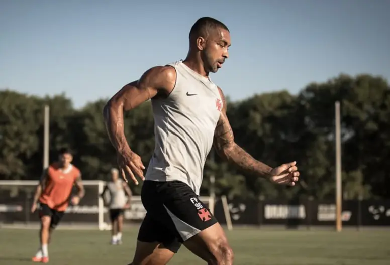 Vasco enfrenta São Paulo com desfalques no Brasileirão