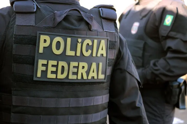 Áudio revela fraude em concursos com servidor do TRE-PB