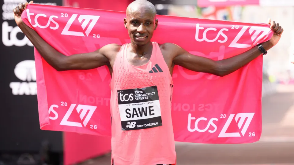 Sebastian Sawe faz história com ouro na Maratona de Londres
