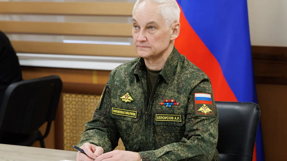 Rússia confirma uso de míssil Orechnik em ataque à Ucrânia
