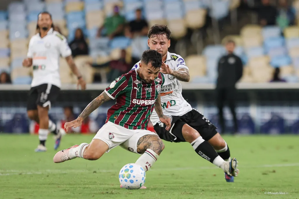 Fluminense vence Operário e avança na Copa do Brasil